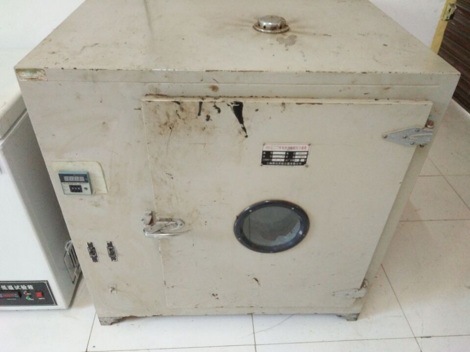 恒温烘箱