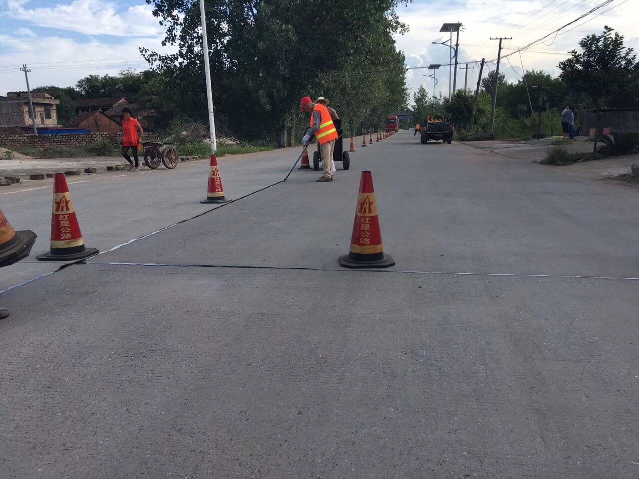 湖南水泥路面清灌缝施工